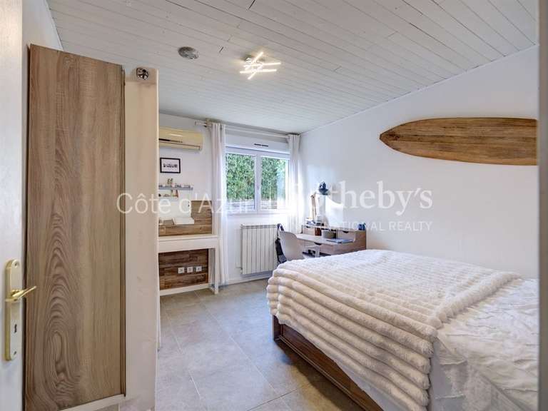 Maison Le Cannet - 3 chambres - 113m²