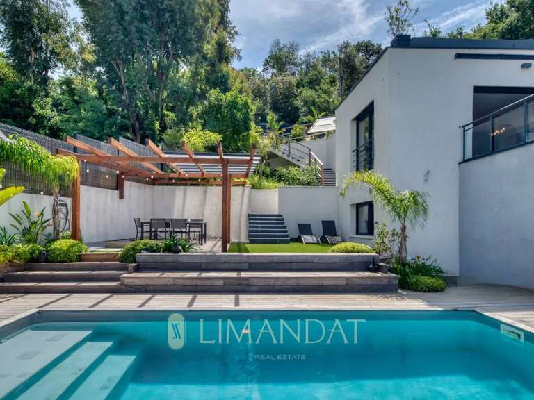 Maison Le Cannet - 3 chambres - 103m²