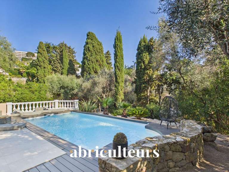 Maison Le Cannet - 4 chambres - 313m²