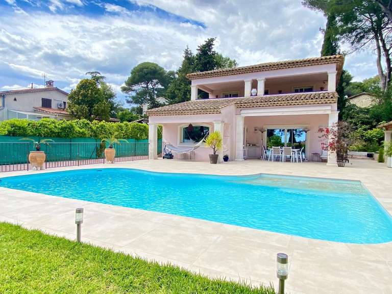 Maison Le Cannet - 255m²