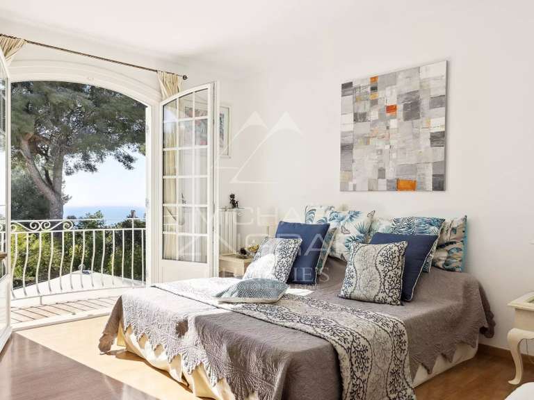 Maison Le Cannet - 4 chambres - 196m²