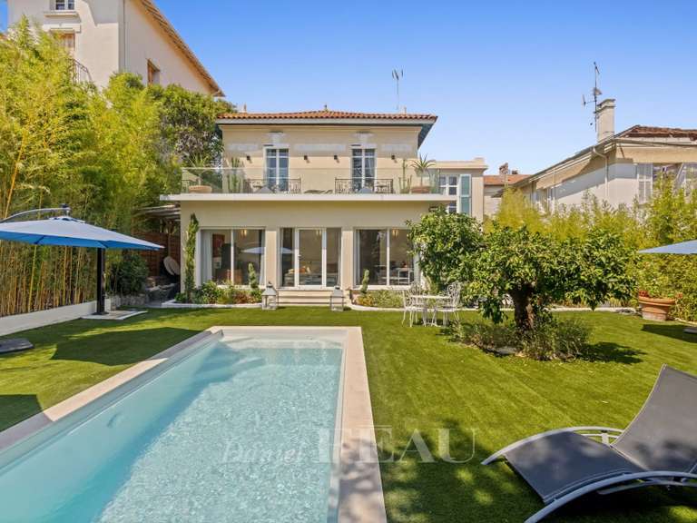 Maison Le Cannet - 4 chambres - 307m²