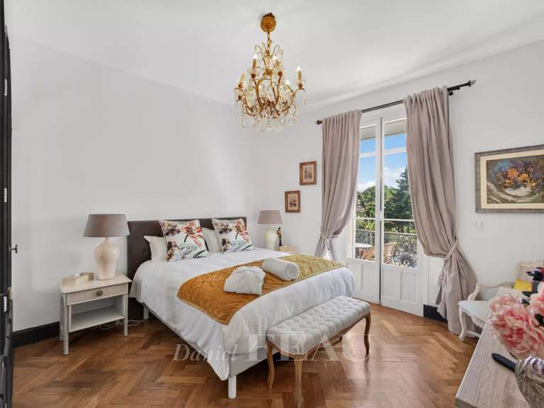 Maison Le Cannet - 4 chambres - 307m²