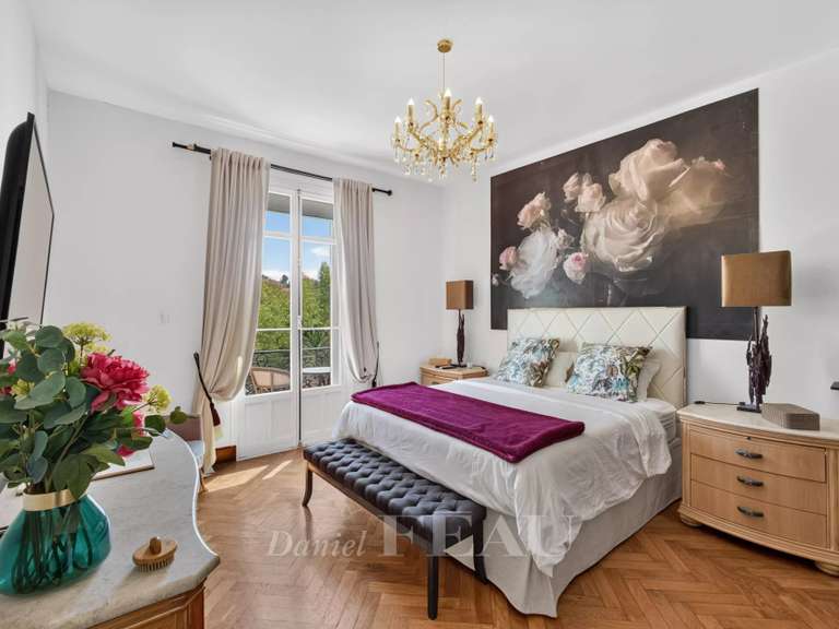 Maison Le Cannet - 4 chambres - 307m²