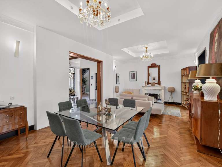 Maison Le Cannet - 4 chambres - 307m²