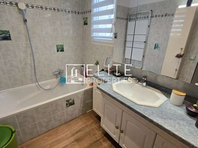 Maison Le Cannet - 4 chambres - 138m²