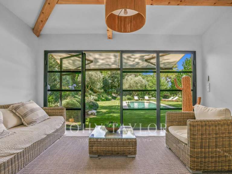 Maison Le Cannet - 5 chambres - 276m²