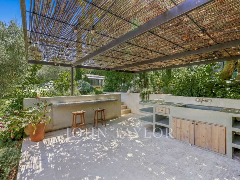 Maison Le Cannet - 5 chambres - 276m²
