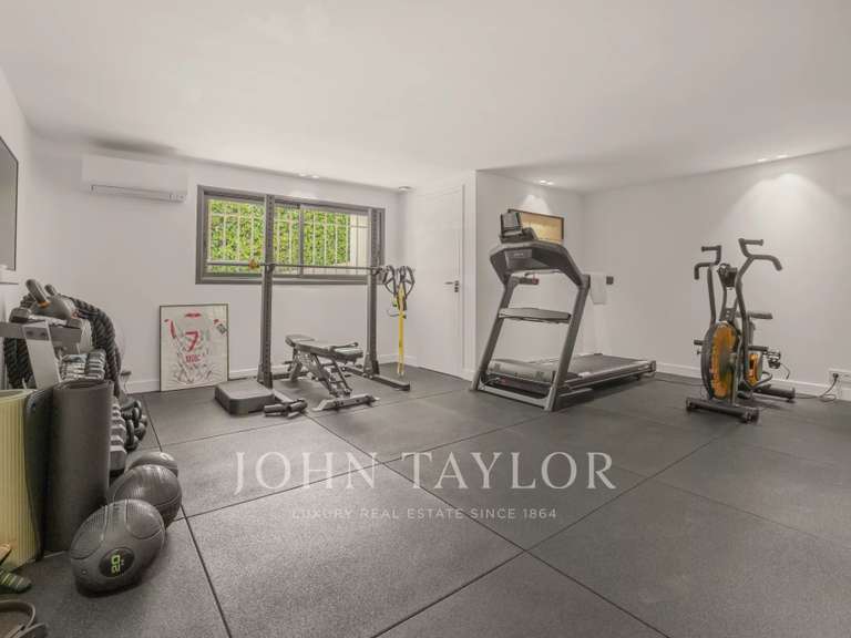 Maison Le Cannet - 5 chambres - 276m²