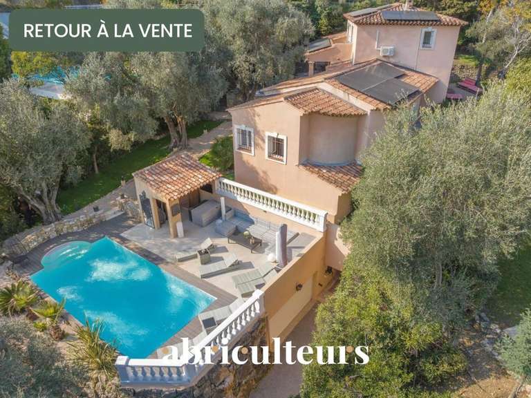Maison Le Cannet - 4 chambres - 313m²