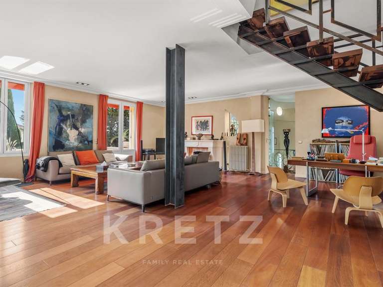 Maison Le Cannet - 3 chambres - 290m²