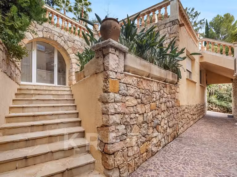 Maison Le Cannet - 3 chambres - 290m²
