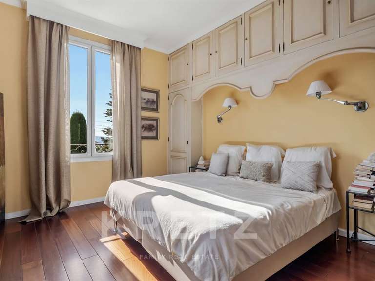 Maison Le Cannet - 3 chambres - 290m²