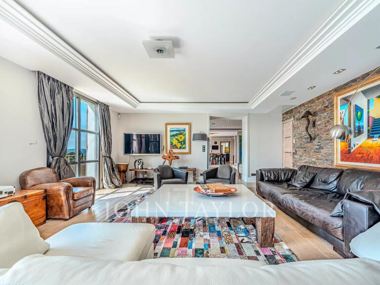 Property Le Cannet - 8 bedrooms - 395m²