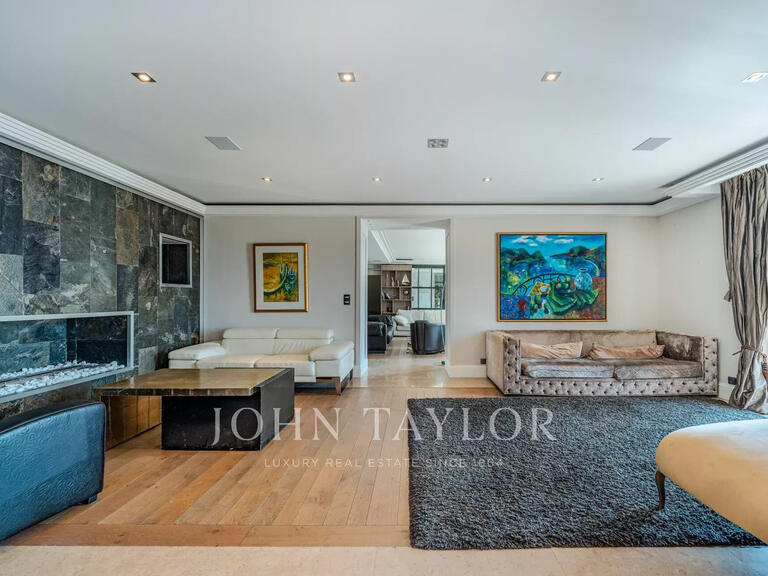 Property Le Cannet - 8 bedrooms - 395m²