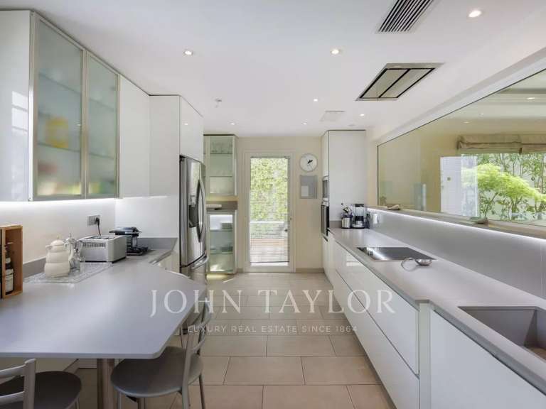 Property with Sea view Le Cannet - 7 bedrooms - 350m²