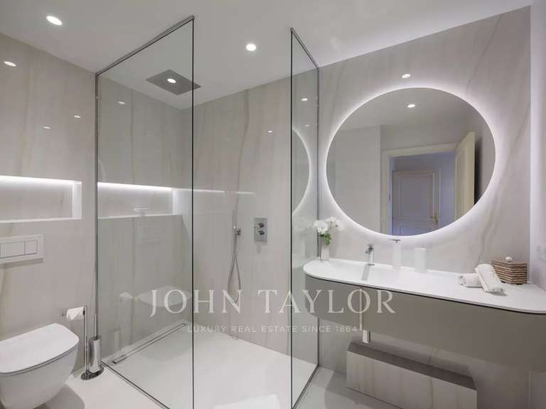 Property with Sea view Le Cannet - 7 bedrooms - 350m²