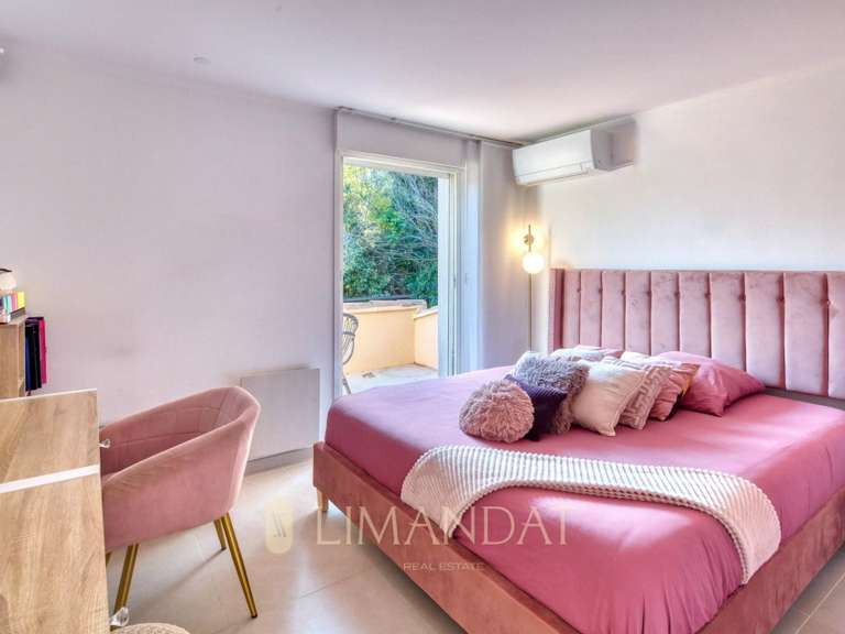 Propriété Le Cannet - 4 chambres - 313m²