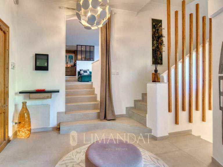 Propriété Le Cannet - 4 chambres - 313m²