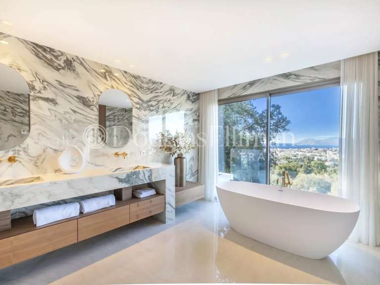 Villa Le Cannet - 4 bedrooms - 302m²