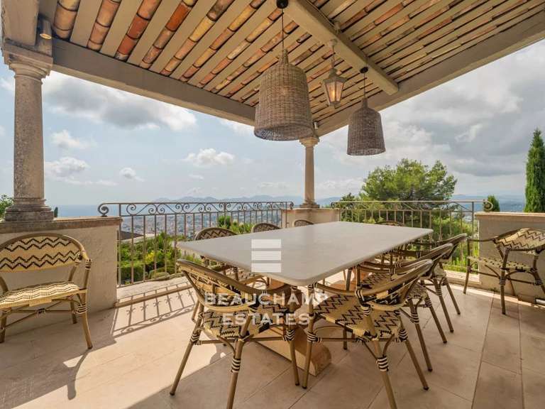 Villa with Sea view Le Cannet - 4 bedrooms - 319m²