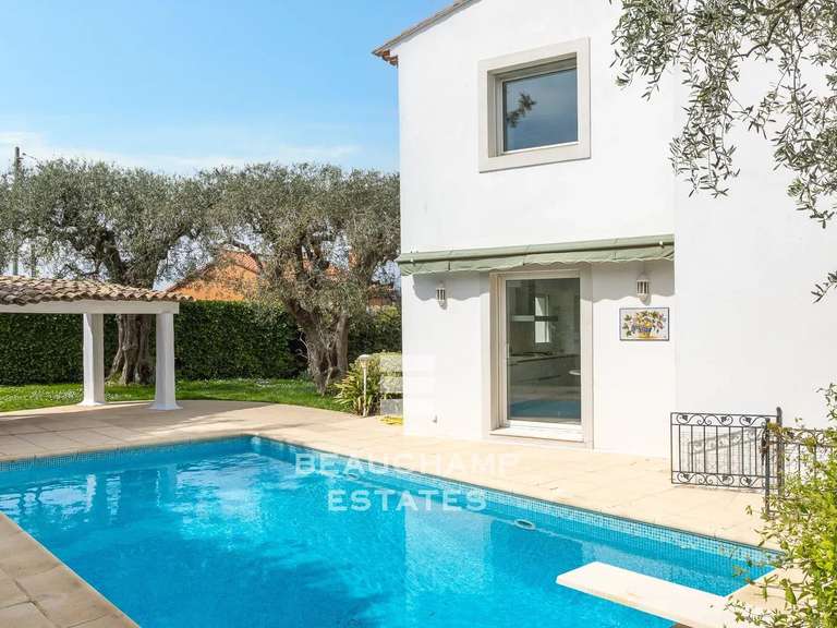 Villa Le Cannet - 5 chambres - 266m²