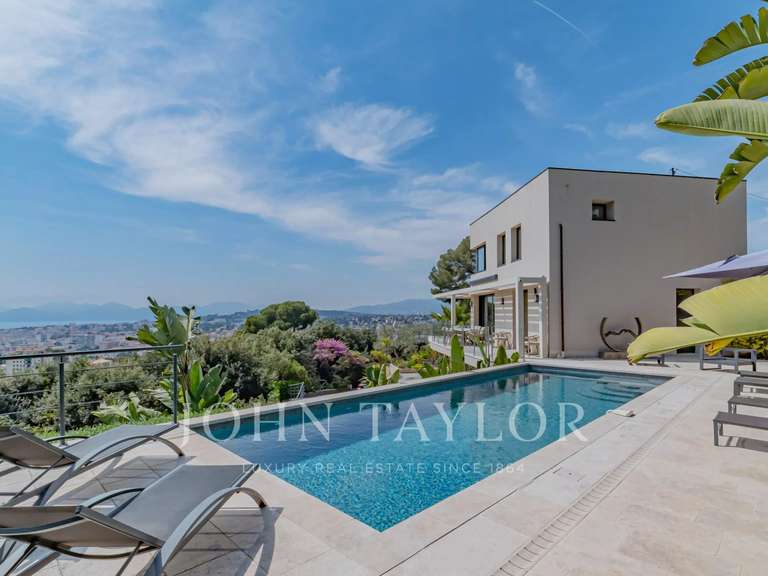 Villa with Sea view Le Cannet - 5 bedrooms - 300m²