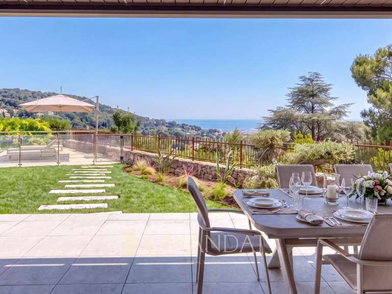 Villa with Sea view Le Cannet - 5 bedrooms - 280m²