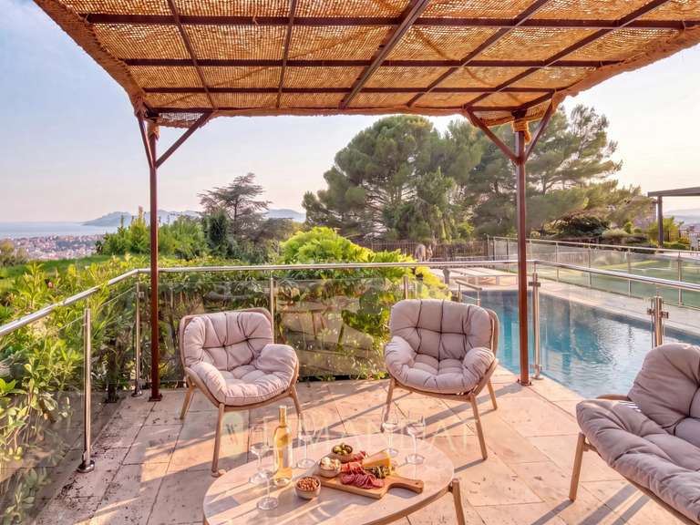 Villa with Sea view Le Cannet - 5 bedrooms - 280m²