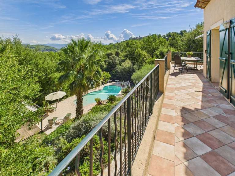 Villa Le Cannet-des-Maures - 4 chambres - 176m²