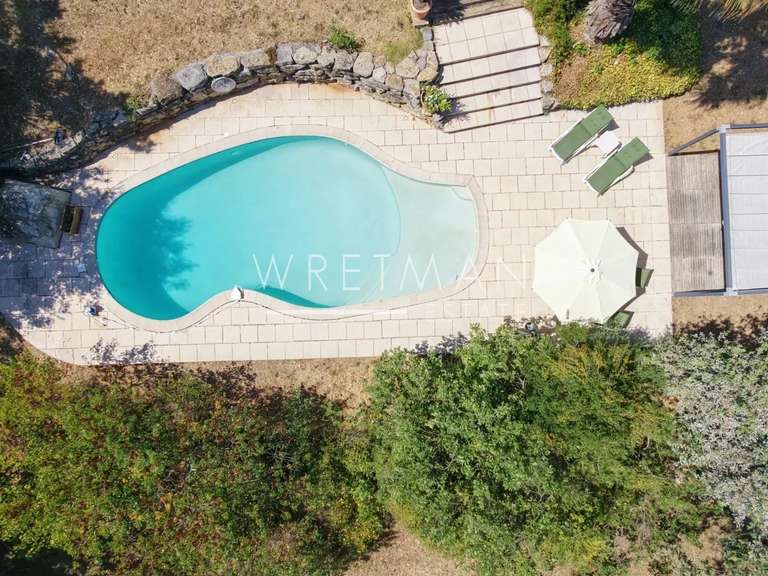 Villa Le Cannet-des-Maures - 4 chambres - 176m²