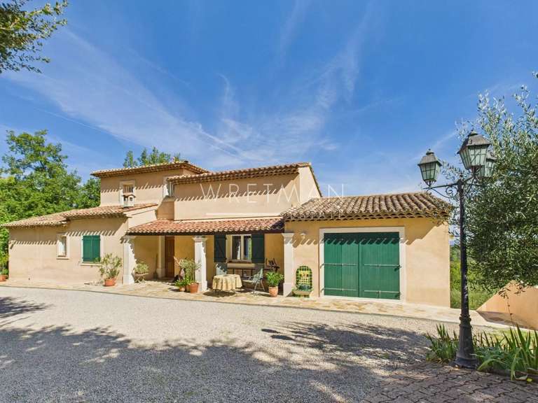 Villa Le Cannet-des-Maures - 4 chambres - 176m²