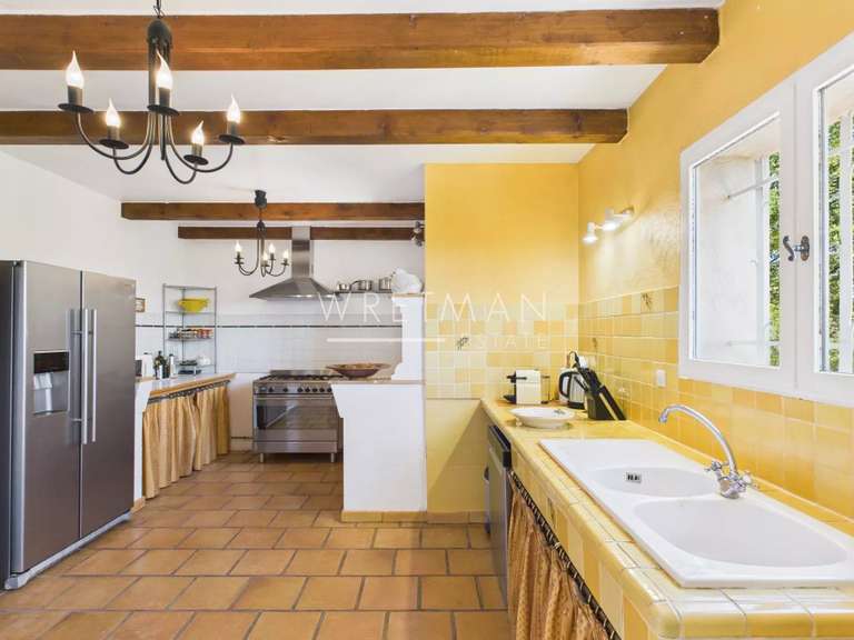 Villa Le Cannet-des-Maures - 4 chambres - 176m²