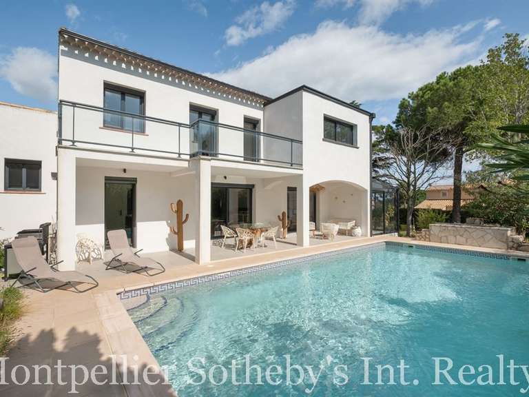 Maison Le cap-d-agde - 1 chambre - 184m²