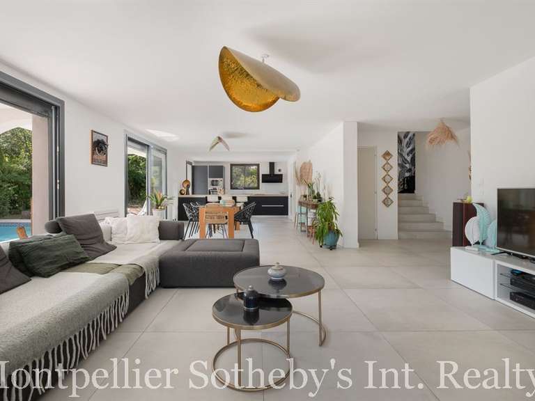 Maison Le cap-d-agde - 1 chambre - 184m²