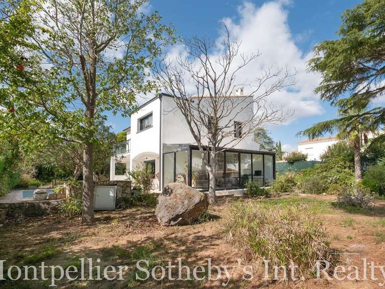 Maison Le cap-d-agde - 1 chambre - 184m²