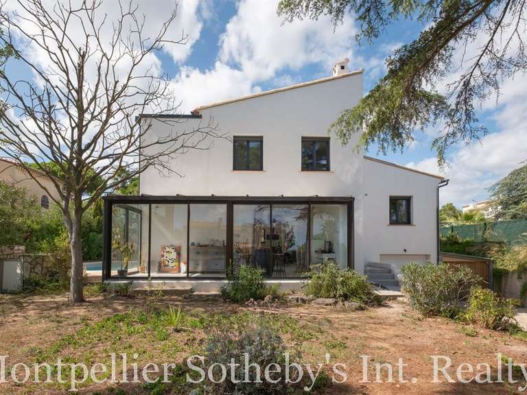 Maison Le cap-d-agde - 1 chambre - 184m²