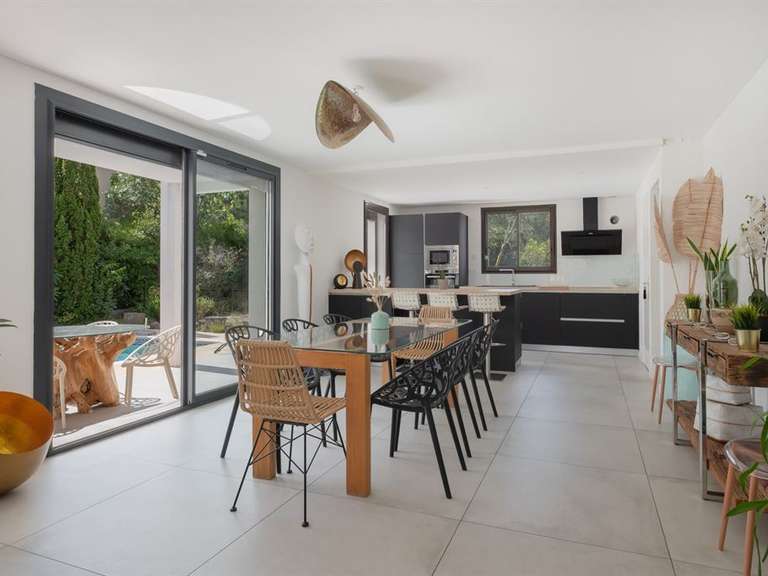 Maison Le cap-d-agde - 1 chambre - 184m²