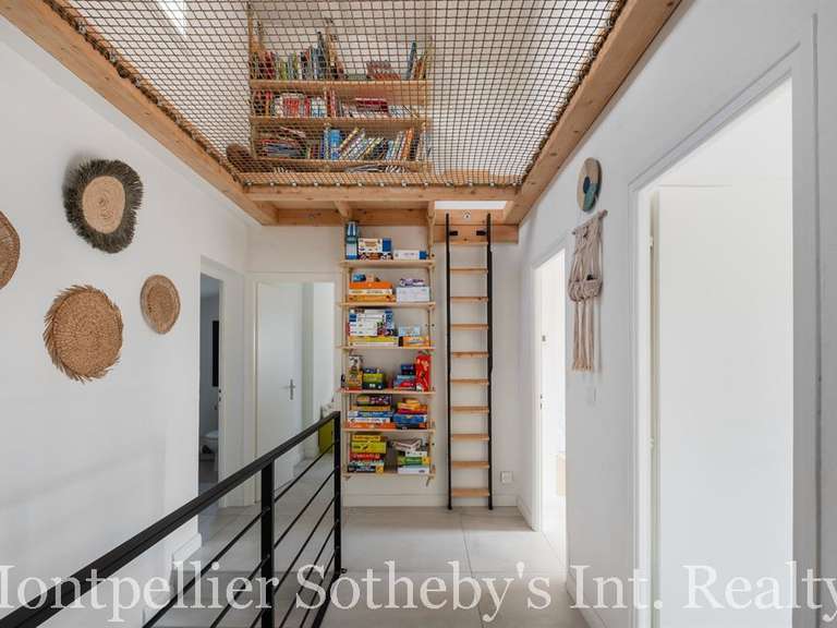 Maison Le cap-d-agde - 1 chambre - 184m²