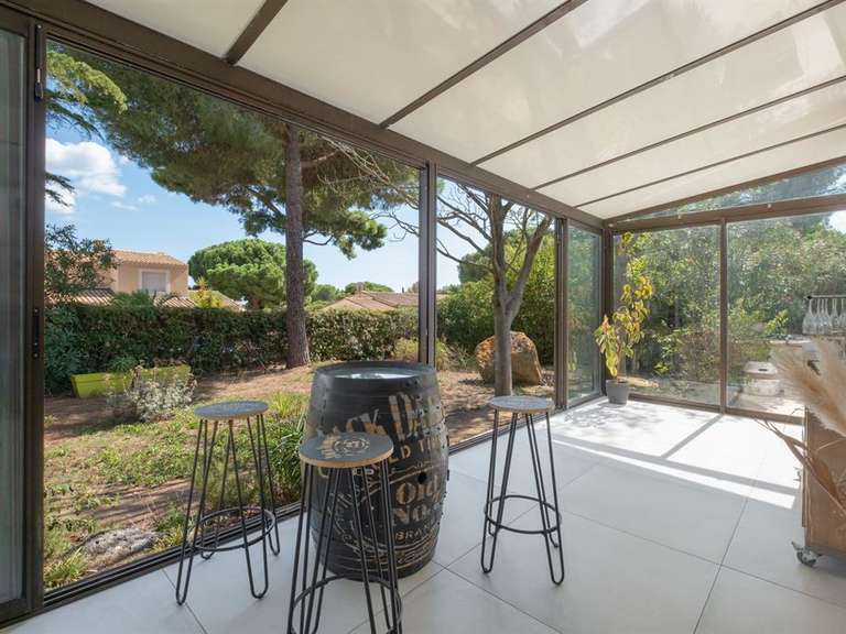 House le cap-d-agde - 1 bedroom - 184m²