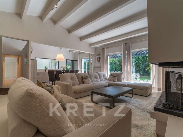 House le cap-d-agde - 6 bedrooms - 240m²
