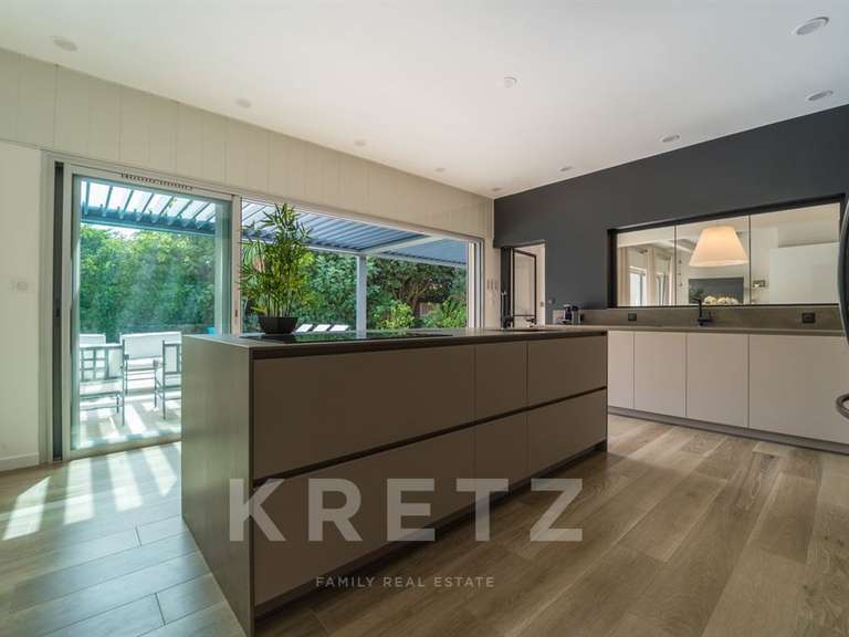 House le cap-d-agde - 6 bedrooms - 240m²