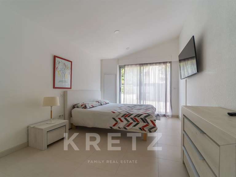 House le cap-d-agde - 6 bedrooms - 240m²