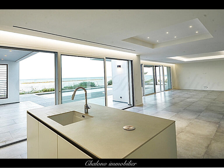Villa le cap-d-agde - 5 bedrooms - 371m²