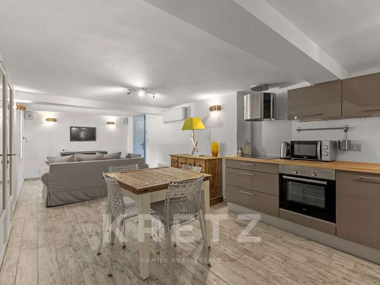 House Le Castellet - 4 bedrooms - 325m²