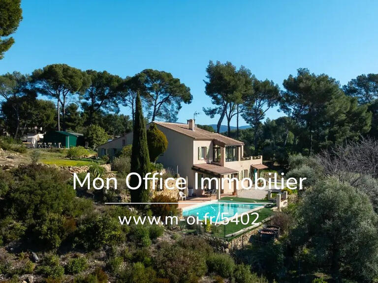 Villa Le Castellet - 6 bedrooms - 150m²