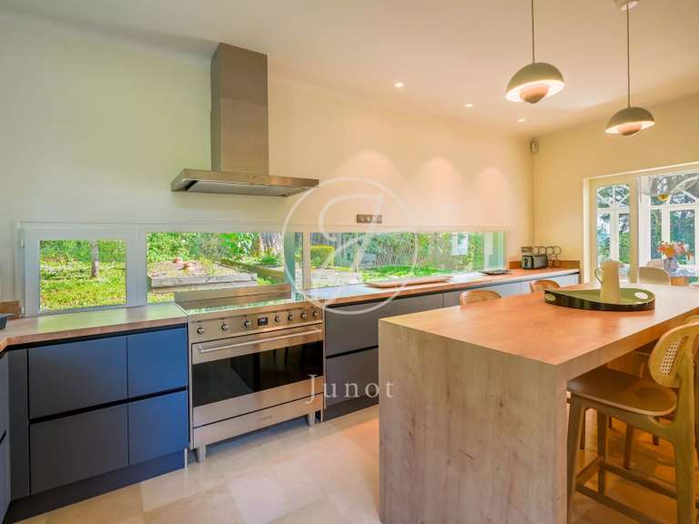 Maison Le Cellier - 485m²