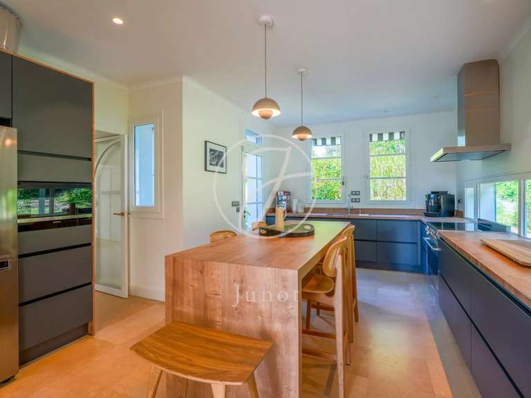 Maison Le Cellier - 485m²