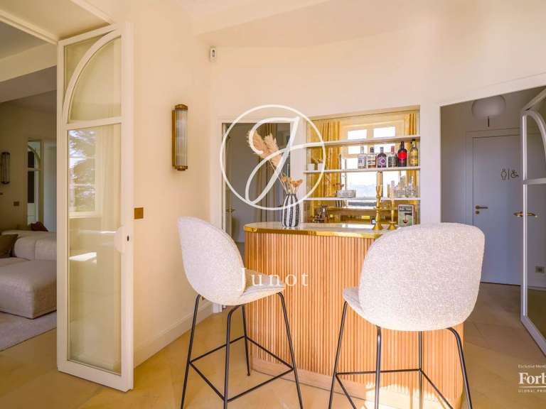 Maison Le Cellier - 8 chambres - 485m²