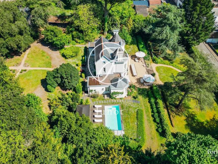 Maison Le Cellier - 8 chambres - 485m²